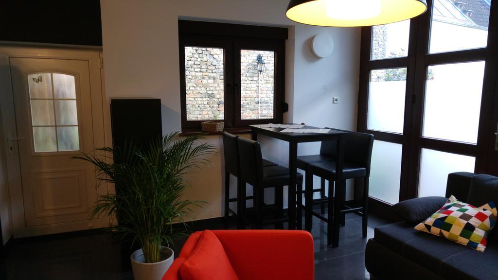 Apartment Rhein Main Hochheim am Main Room photo